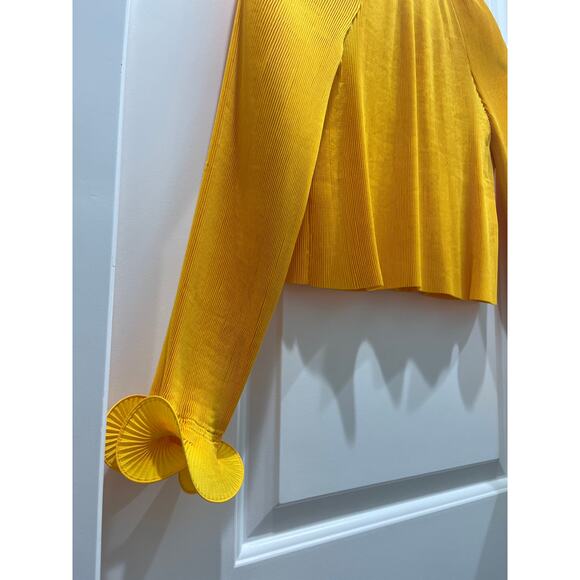 TIBI Pleated Cropped High Neck Top in Sunday Yellow Sz XS - Picture 4 of 10